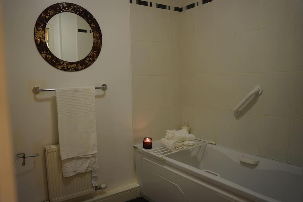 Skyview Retreat Spacious Comfort Lucan Luaran gambar